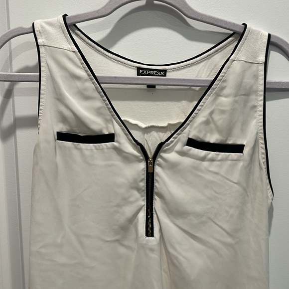 Express Tank - Picture 2 of 6